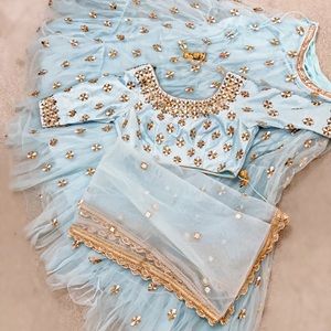Gorgeous legenga with mirror and gota patti work!! Size 42